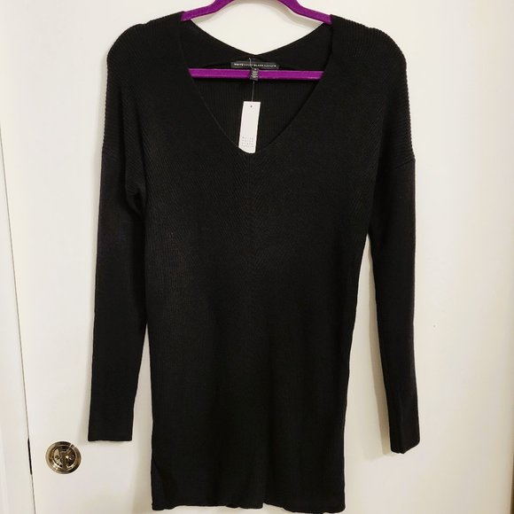 White House Black Market Sweaters - White House Black Market V-Neck Ribbed Black Tunic Sweater NWT